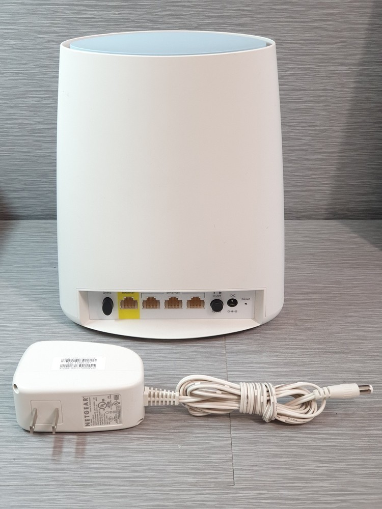 Orbi RBR40 WiFi Router With Charger - TESTED