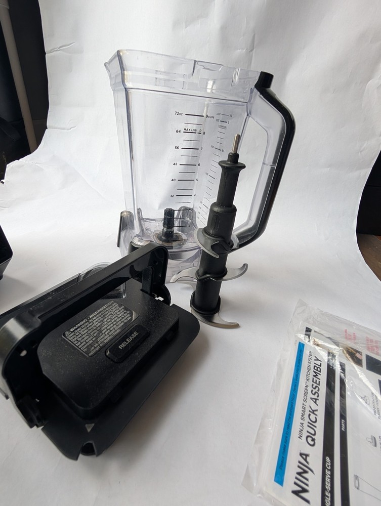 Ninja Smart Screen Blender System Pitcher Smoothie Chop CT672A SET Works!