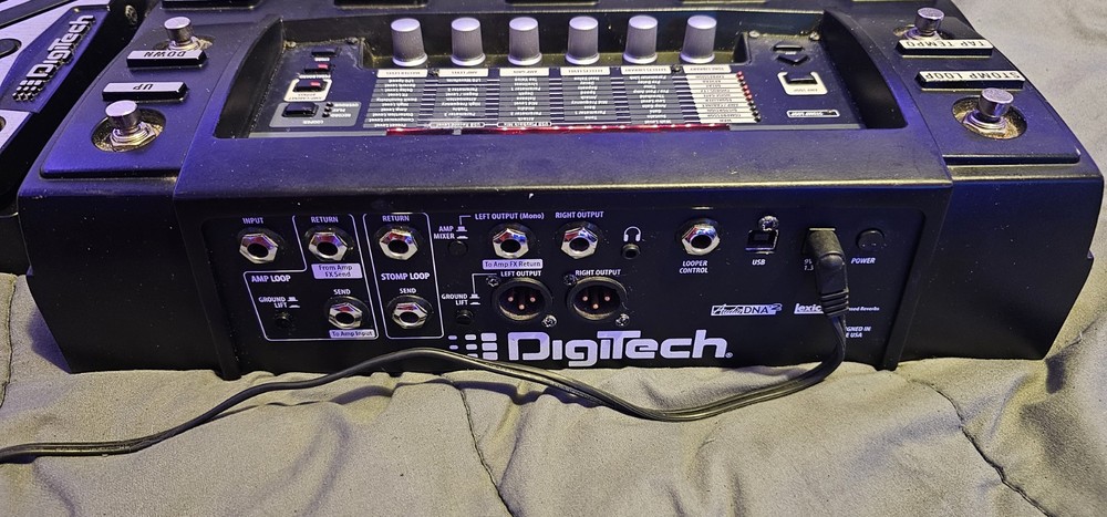 DigiTech RP1000 Multi-Effects Guitar Effect Pedal