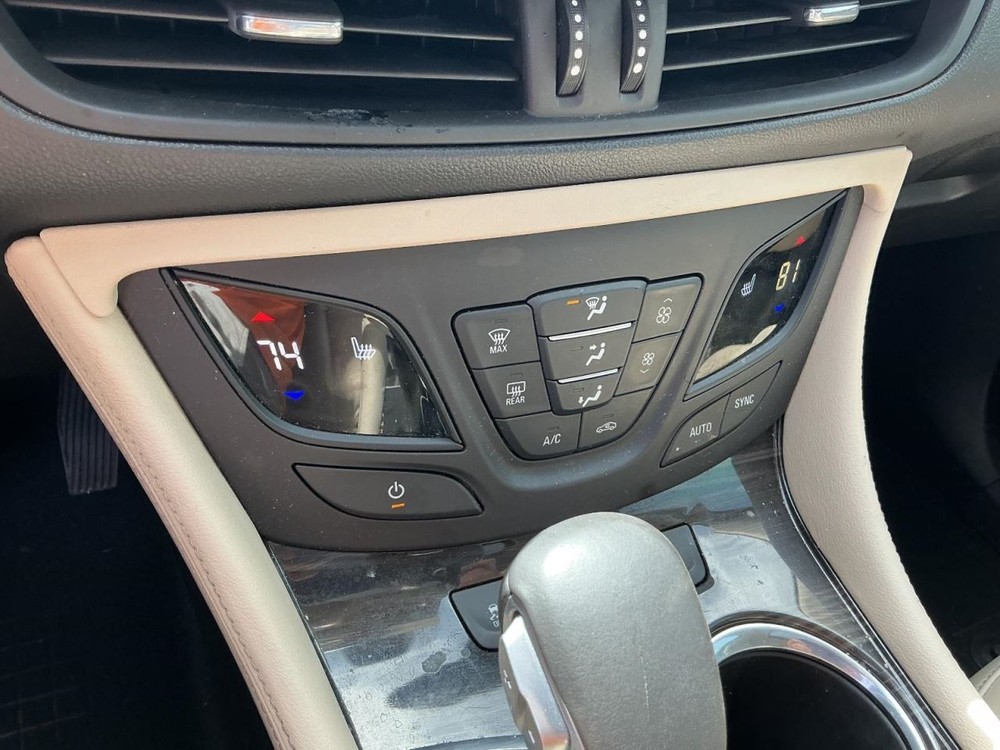 ENVISION 2019 Glove Box 5023832