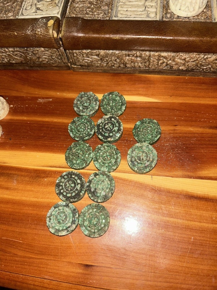 Vintage Unique Aztec Spanish Folding Chess Board Set Mexico Complete