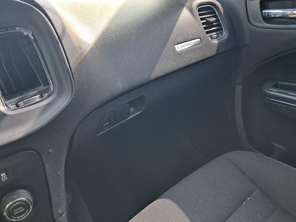CHARGER   2014 Glove Box 4790757