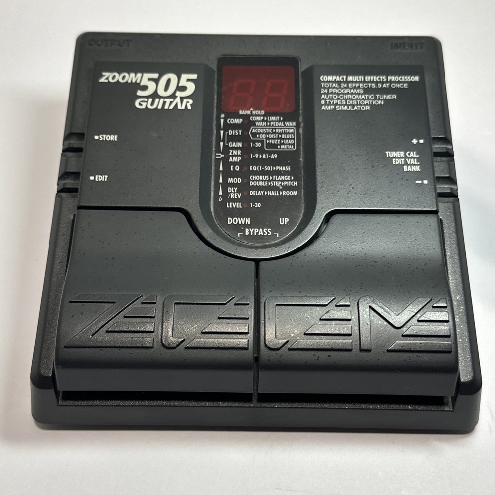 Zoom 505 Guitar Compact Multi Effects Processor Pedal Only Untested