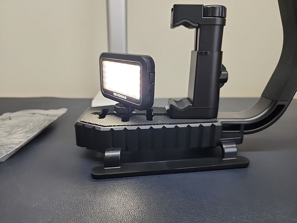 Sevenoak MicRig Video Bundle with Grip Handle, Stereo Microphone & LED Light