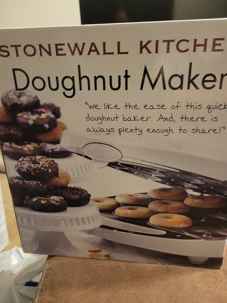 Stonewall Kitchen Doughnut Maker