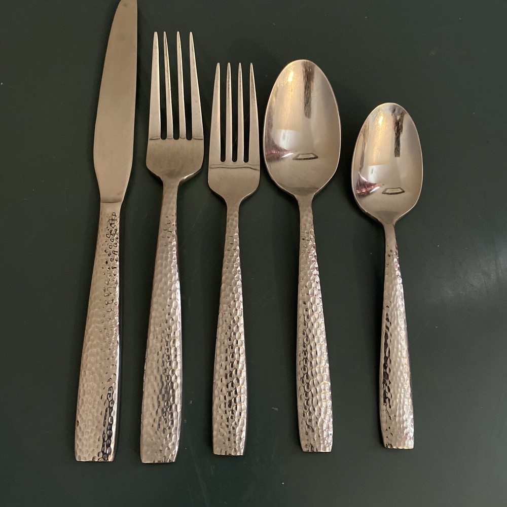 Oneida Stainless Hammered Handle  5pc Place Setting