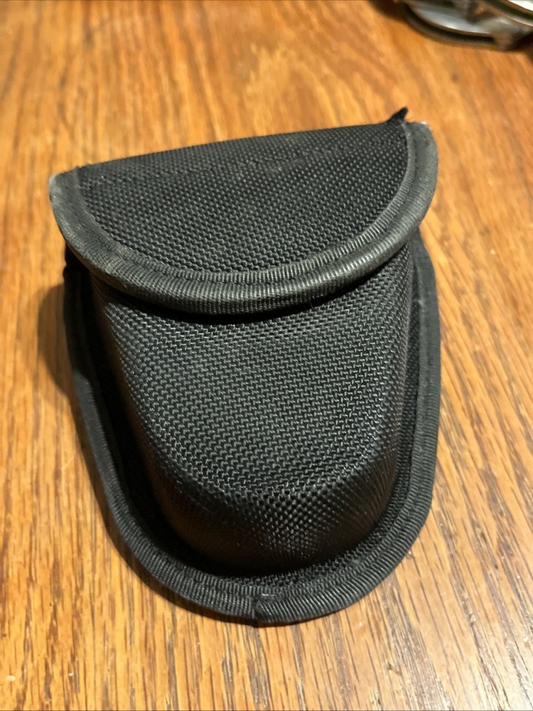 Gall’s Double Handcuff Case