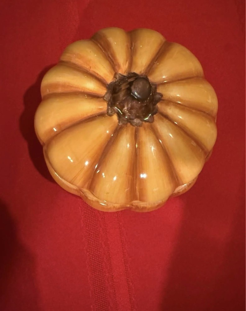 Glass Pumpkin Decorative Bowl with Set On Lid