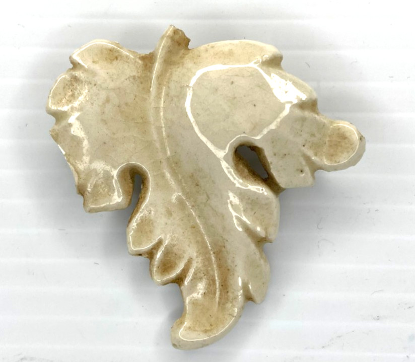 Vintage MCM Leaf Shape Brooch