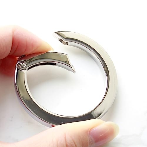 Nippon Chuko Flat Cast Carabiner, Silver