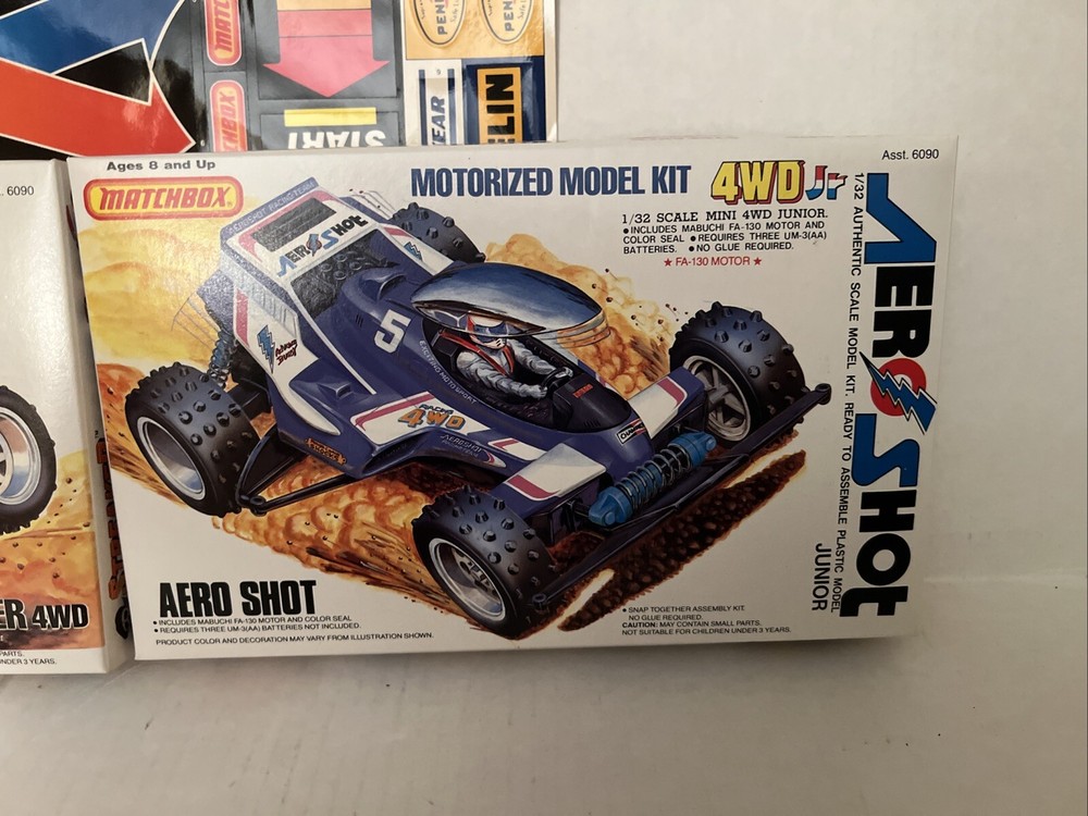 New-Matchbox Super Fast Machines Ultimate Challenge Racing System 4-WD