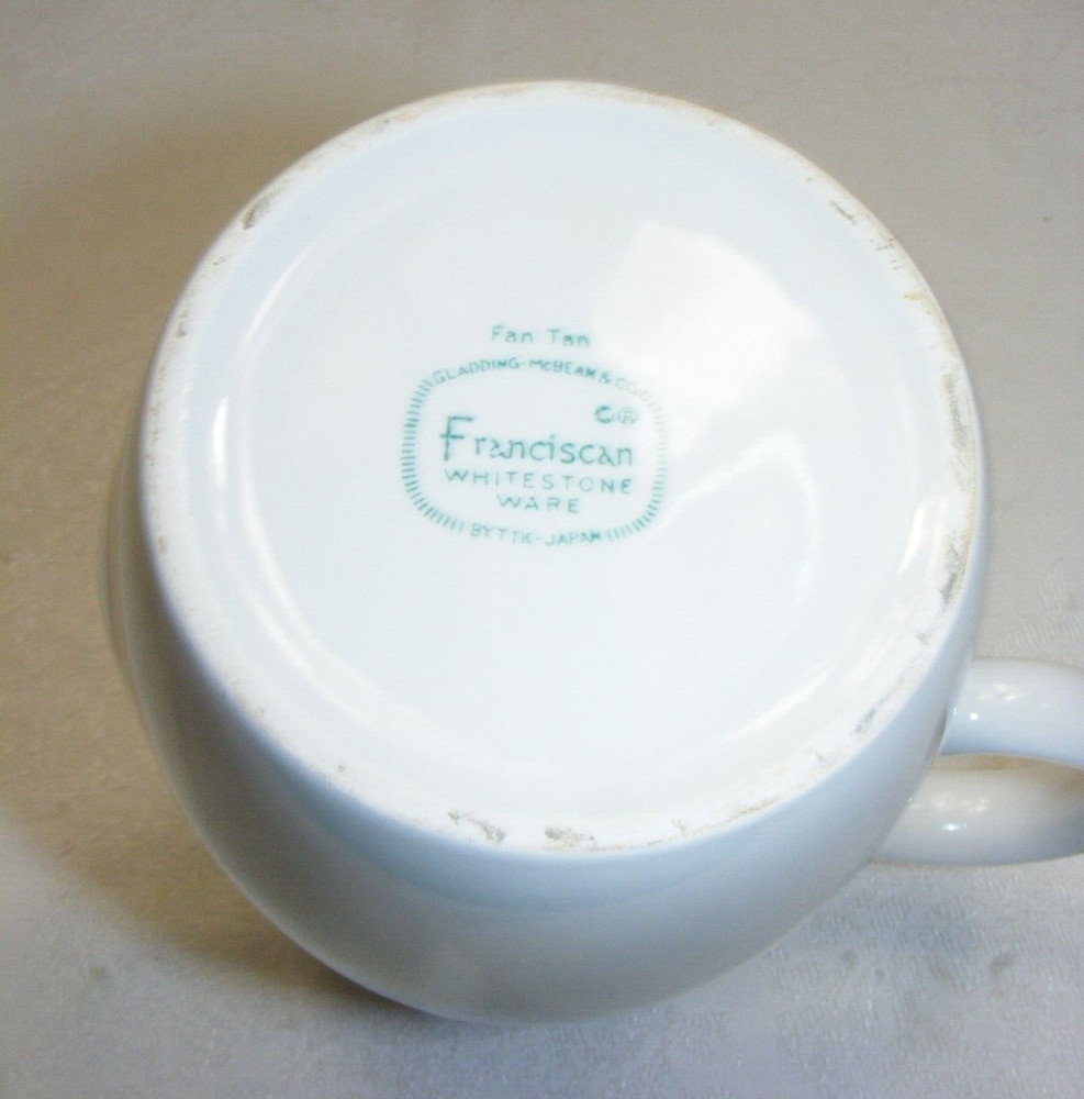 Vintage Pottery Franciscan White Stone Ware Fan Tan Pitcher 3-e