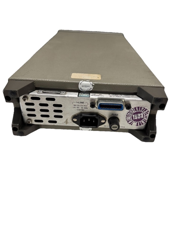 Hp (HEWLETT -PACKARD) 8112A PULSE GENERATOR 50MHz