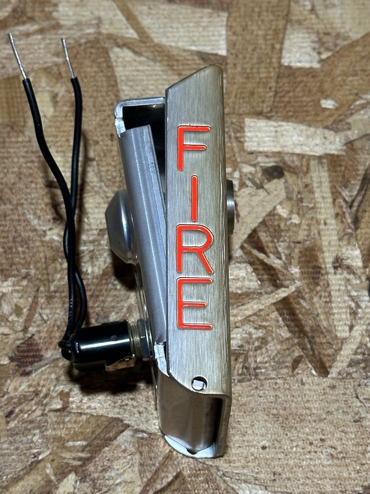 NOTIFIER BNG-1 CONVENTIONAL FIRE ALARM PULL STATION - PRE-OWNED - 10 AVAILABLE