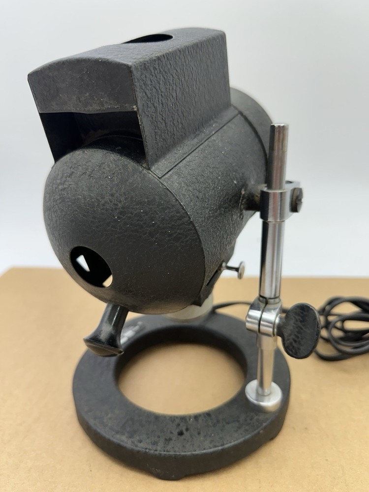 MICROSCOPE ILLUMINATOR Antique Spotlight Model 370 American Optical Co.