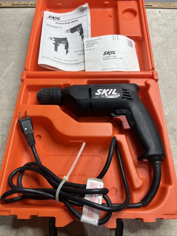 Skil 3/8" Corded Drill 6220 W/ Paperwork and Case