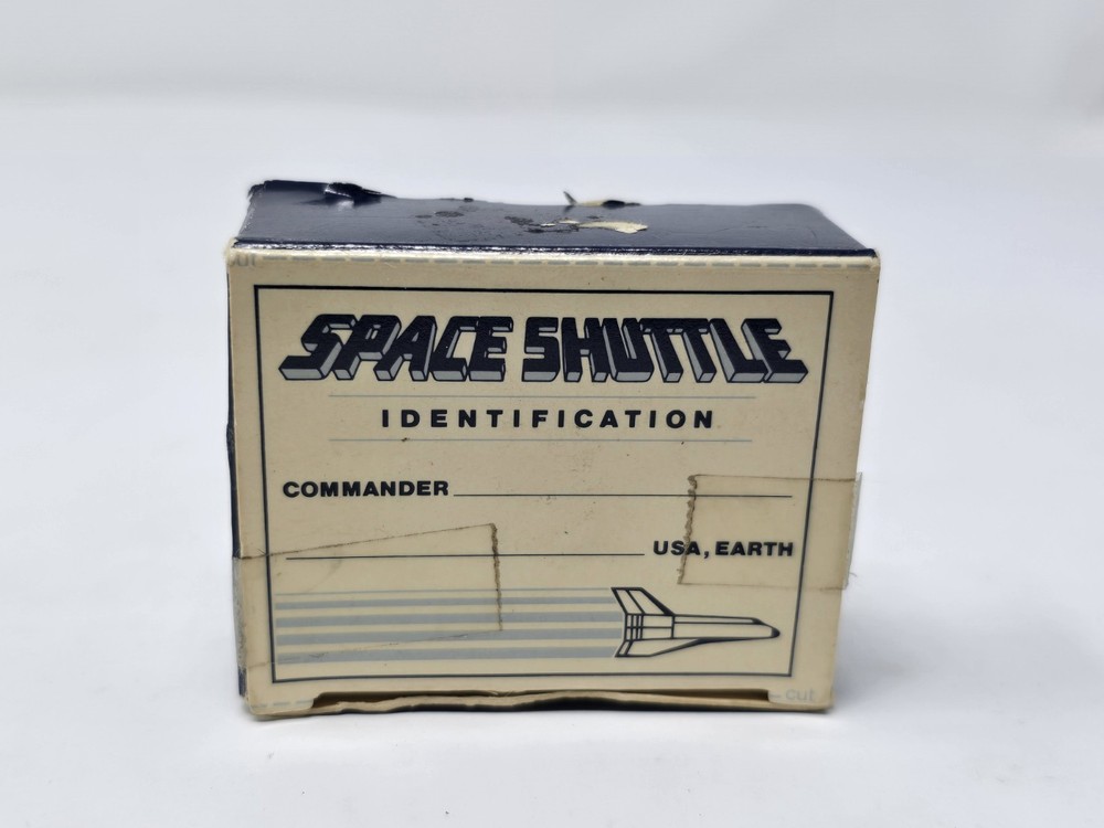 vintage 1982 Avon Space Shuttle novelty ring and patch