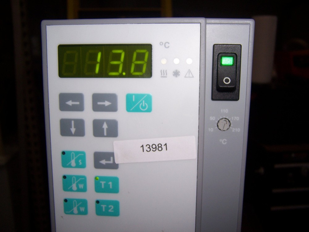 13981 Julabo F12-MD Chiller