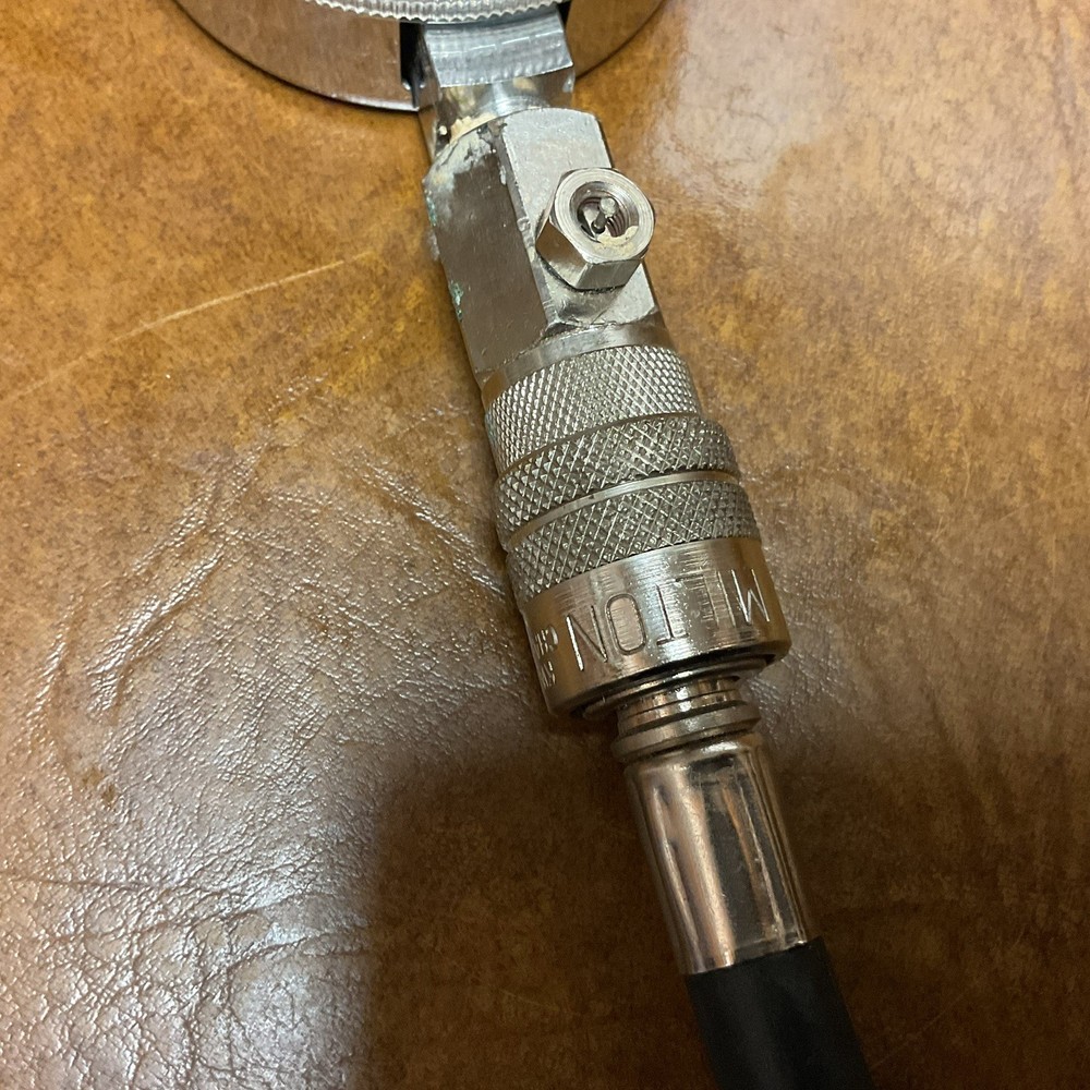 Milton Compression Tester / Hose..