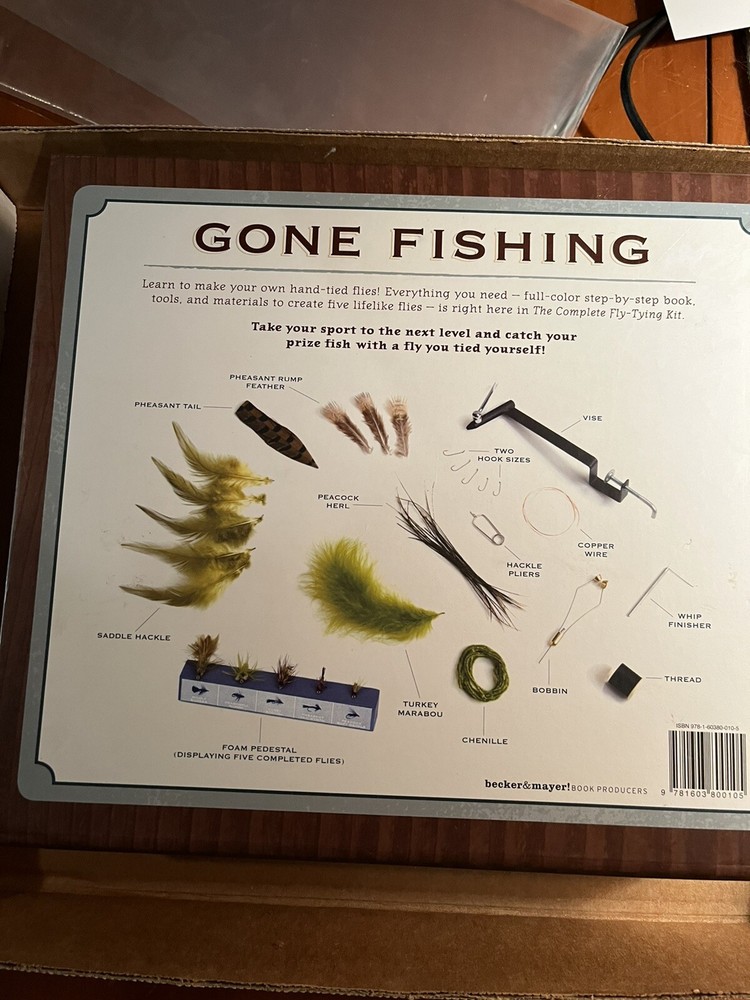 Becker&Mayer! The Complete Fly-Tying Kit NOS with Book
