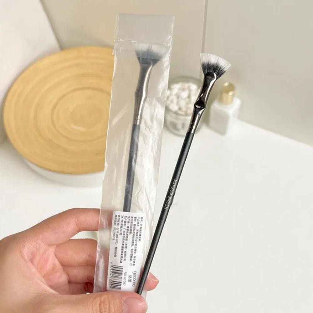 120° Angled Fan Mascara Brush Eyelash & Eyebrow Makeup Brush Tool
