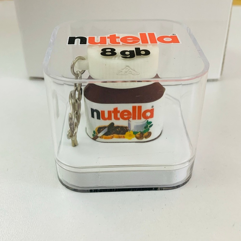 Nutella 8 GB USB stick with keychain
