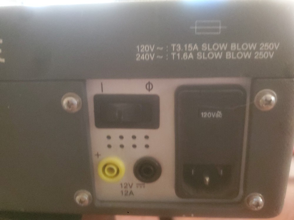 Astro-Med Dash 10 250v RMS Data Logger