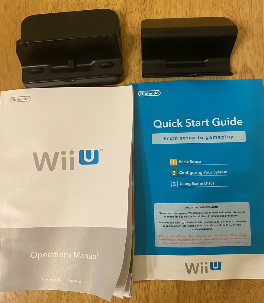 Nintendo Wii Operational Manual + Charging Dock & Stand *ORIGINAL*