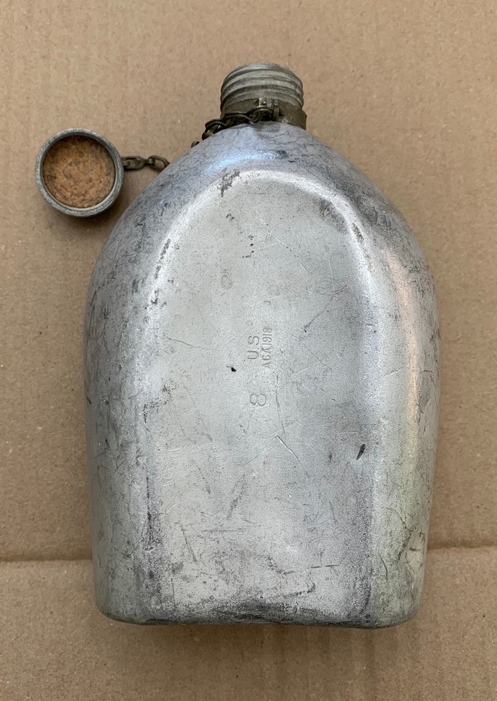 Original WWI US Military Canteen 1918 Dated