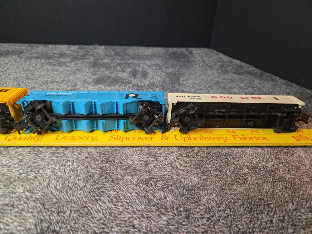 Bachmann Ho Train Set With Extra Tracks Pieces & Accessories UNTESTED AS IS
