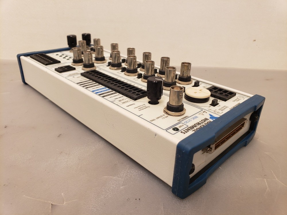 National Instruments NI BNC-2120 Connector Block w Function Generator BOB