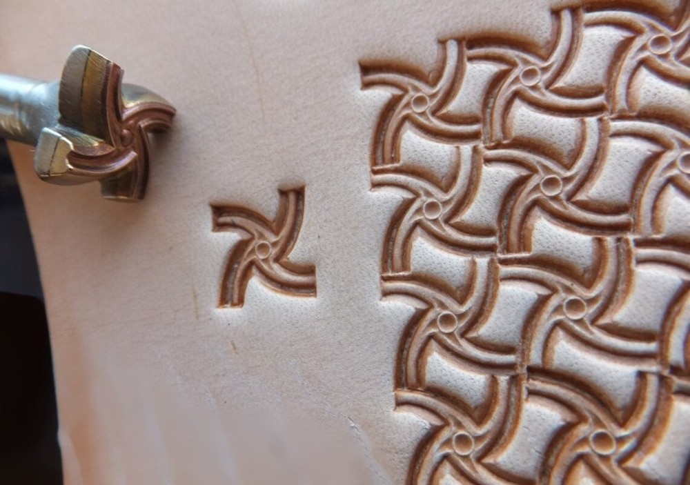 013-05 Basketweave Leather stamp Brass hand made tool