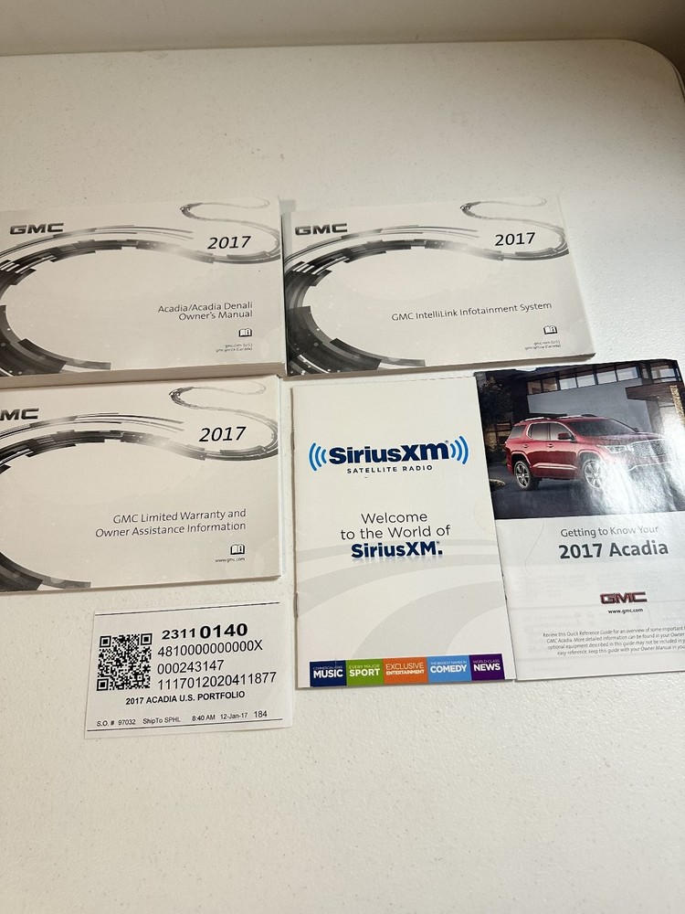 2017 GMC Acadia Owner Manual Set
