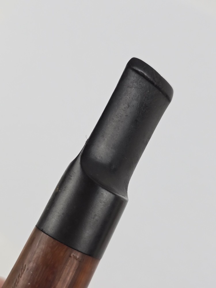 Tom Howard Lovat shaped Tobacco Pipe Short & Thick Girth Nice condition