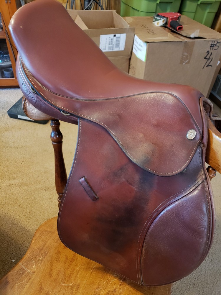 Used Kincade saddle 17" seat Regular Brown