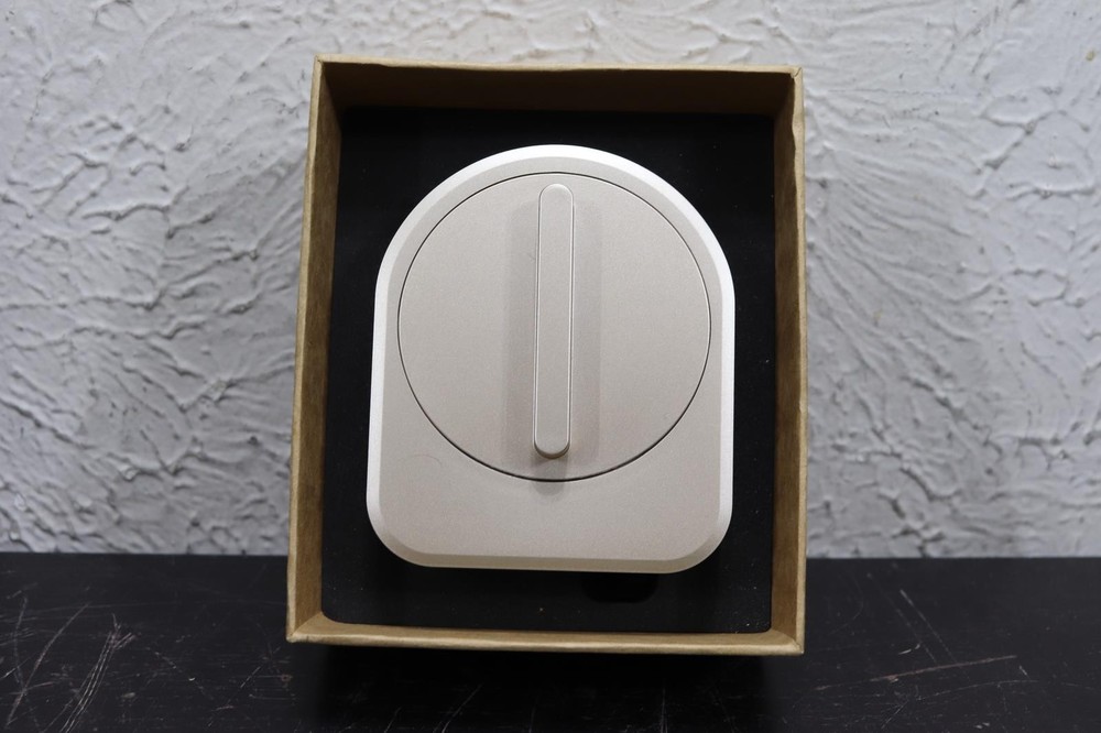 Candy House SESAME Smart Lock - Sesame white