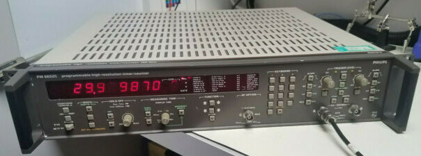PHILIPS PM 6652C PROGRAMMABLE HIGH RESOLUTION TIMER COUNTER
