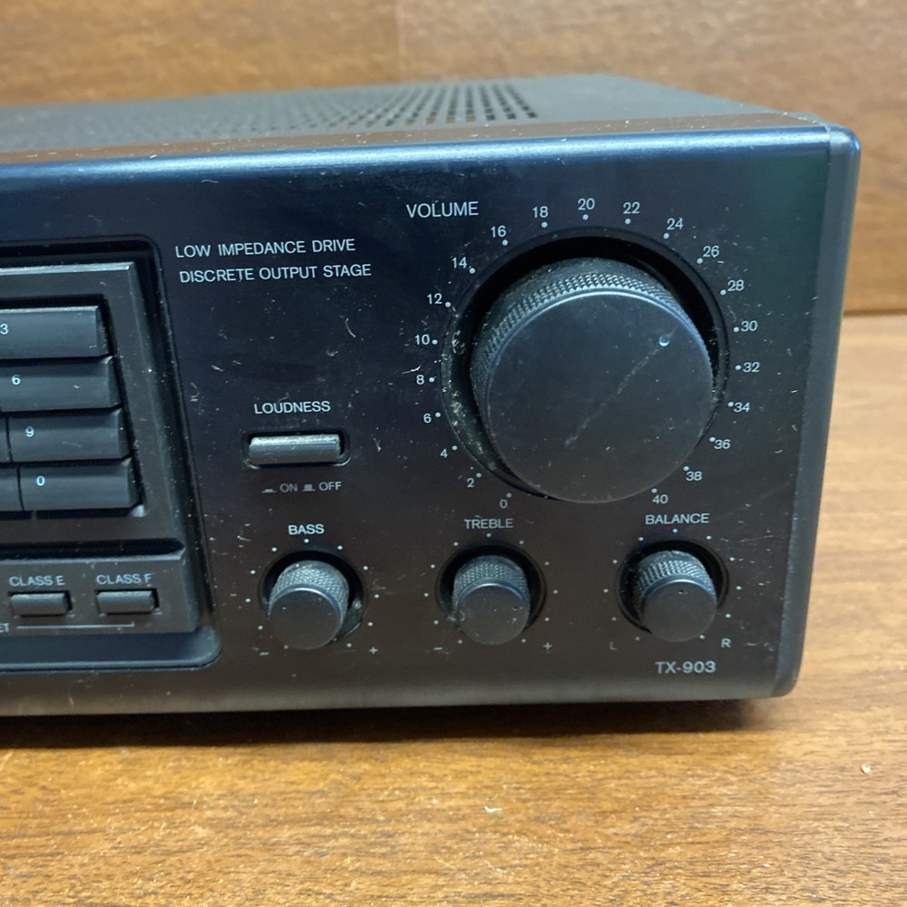 Onkyo TX-903 Quartz Synthesized Tuner Amplifier. Powers On- Only Testing Done