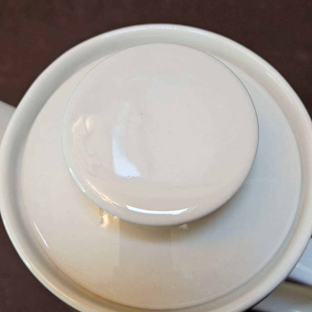 Lynns Fine China VALETTA RED Pattern 9” Coffee Pot w/Lid