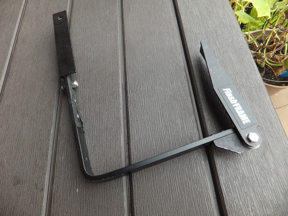 Camera Flash-Frame Flash Bracket Frame