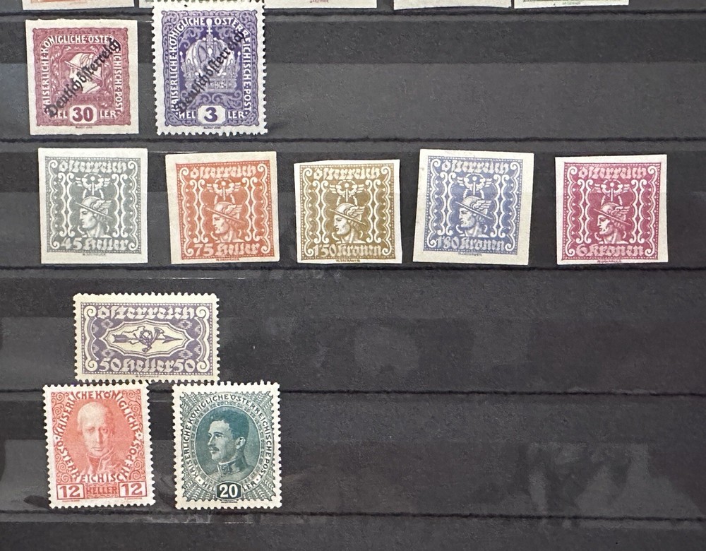 AUSTRIA VINTAGE 21 STAMPS COLLECTION Mint