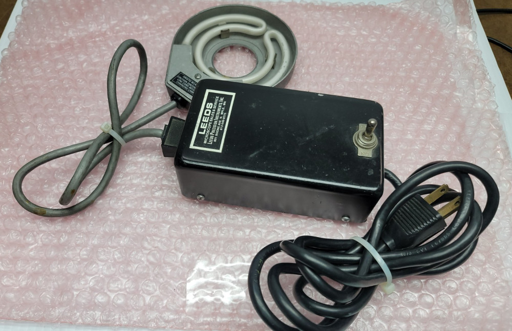 Leeds Microscope Power Supply w/ Ring Light attachment
