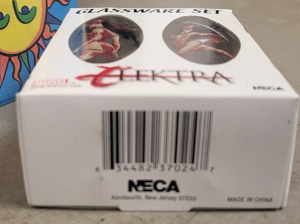 NECA Elektra Glassware Set, 2 Shooters