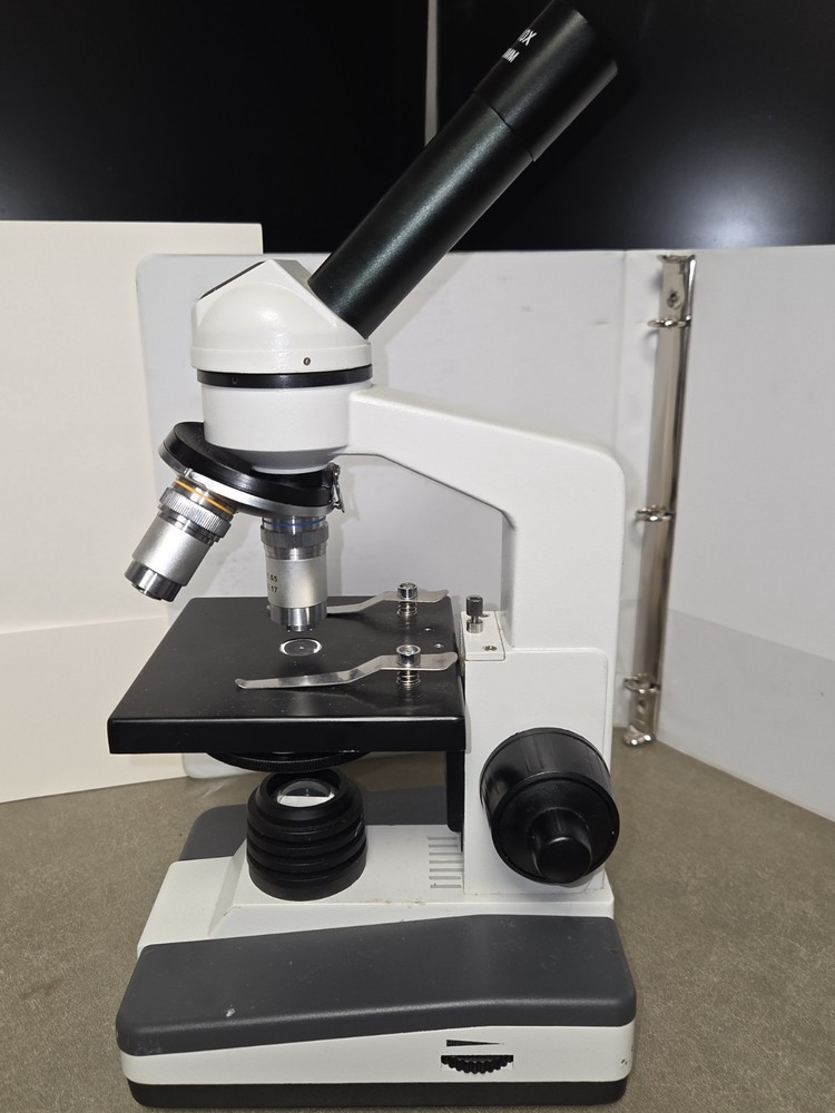Home Science Tools Monocular Microscope Three Objectives LED MI-1100/ MS-01