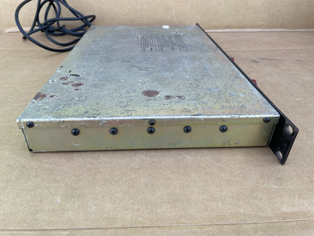 VINTAGE BGW SYSTEMS PROFESSIONAL POWER AMPLIFIER MODEL 75 RED KNOBS TESTED