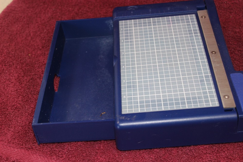 Creative Memories Guillotine Paper Cutter