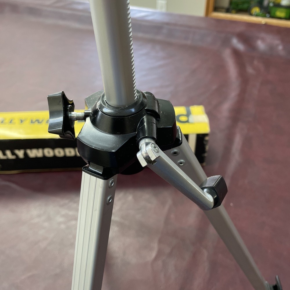 VTG Retro Hollywood PC-3 Camera Tripod 20" - 50"