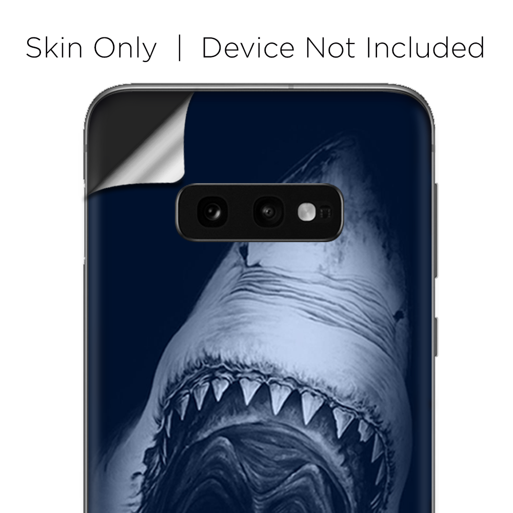 Skins Decal wrap for Samsung Galaxy S10e - Shark attack
