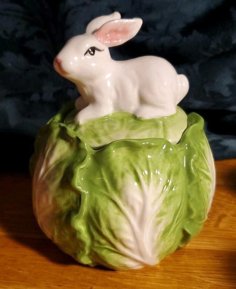 Corner Ruby Spring Easter Collection, Cabbage & Bunny Rabbit Ceramic Sugar Bowl