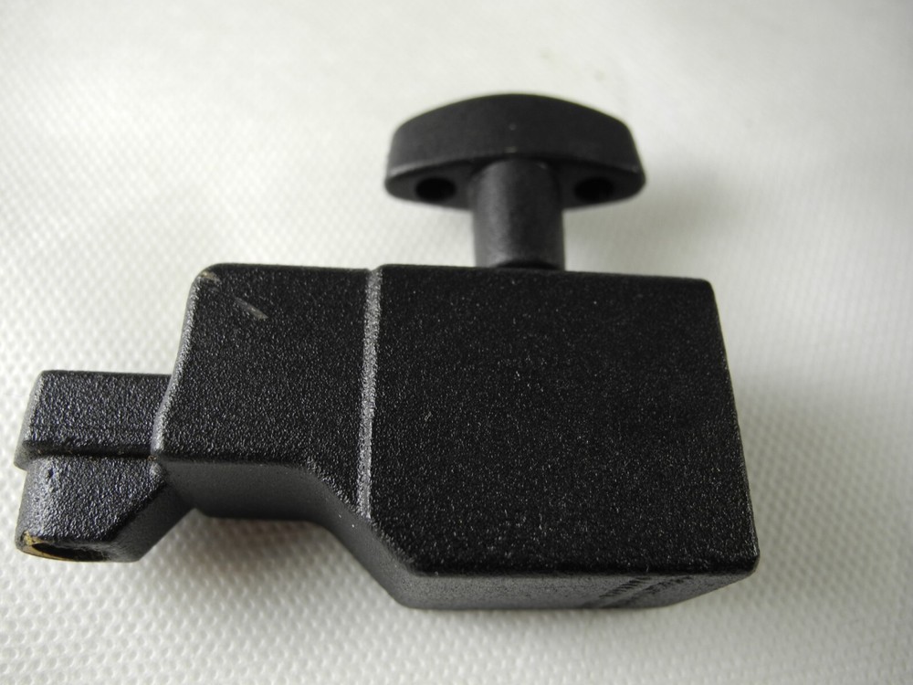 MANFROTTO ELBOW BRACKET w/1/4" TRIPOD MOUNT, NICE & CLEAN